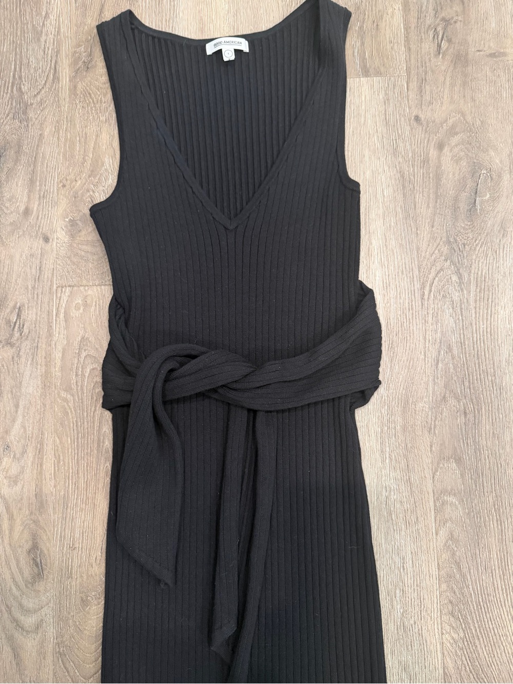 Good American Black Ribbed V-Neck Midi Dress with Tie Waist
